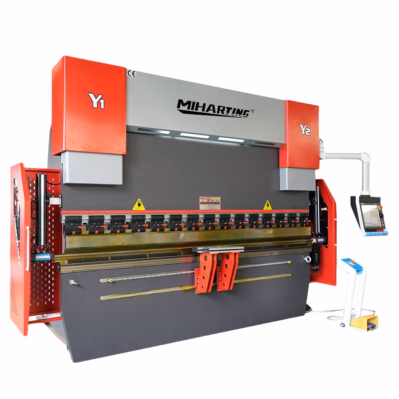 Листогиб с ЧПУ